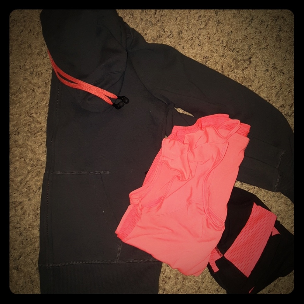 Hoodie with built-in earphones